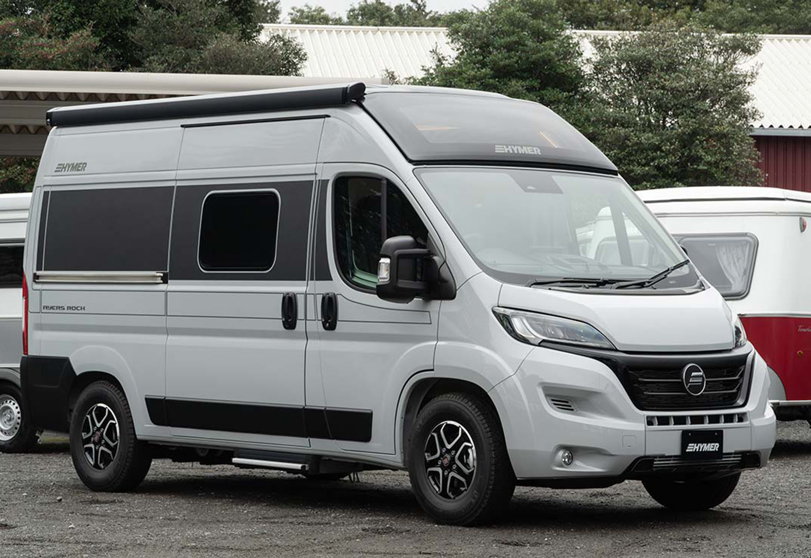 HYMER「AyersRock」