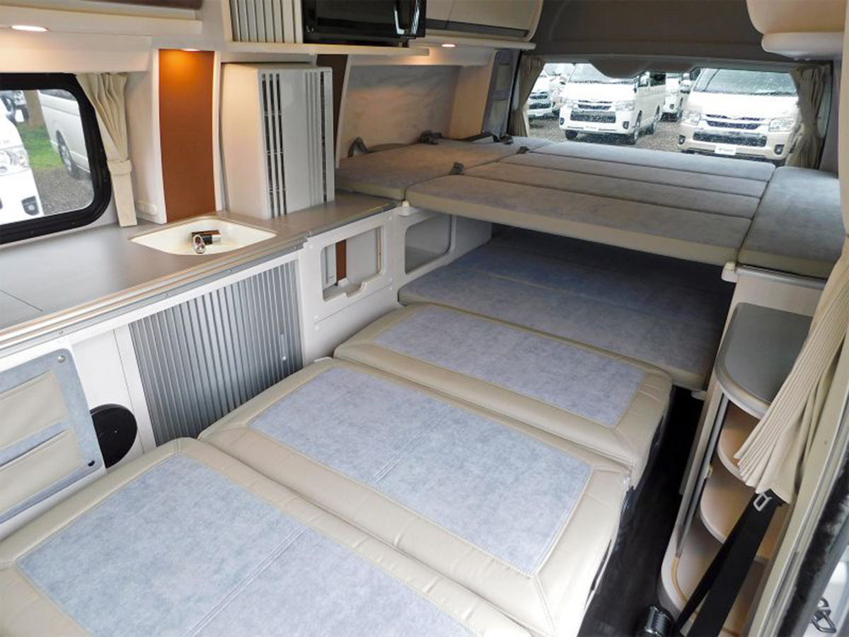 コンパスドルク ピークール